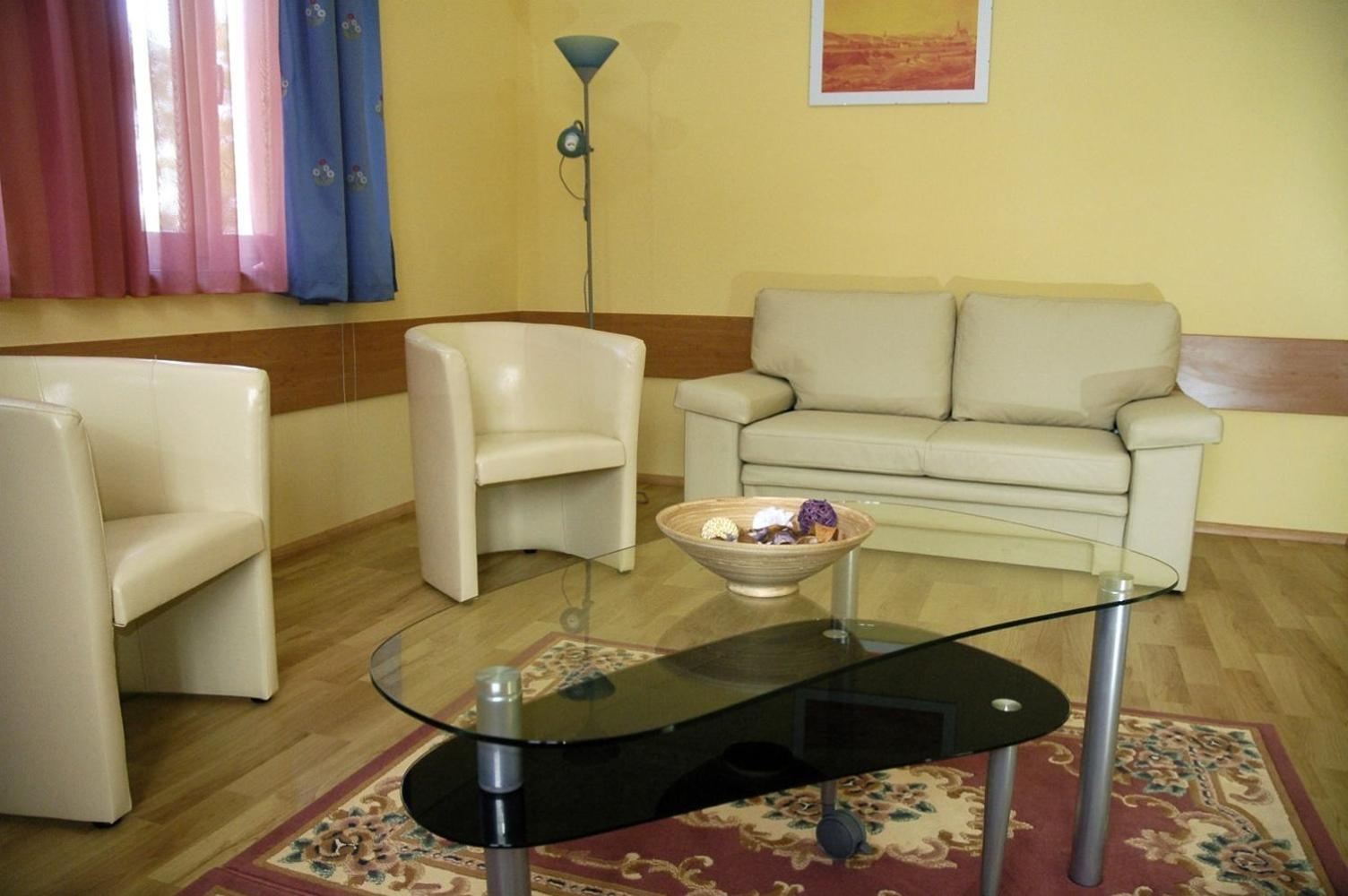 Villa Sakura Panzio Sopron Zewnętrze zdjęcie