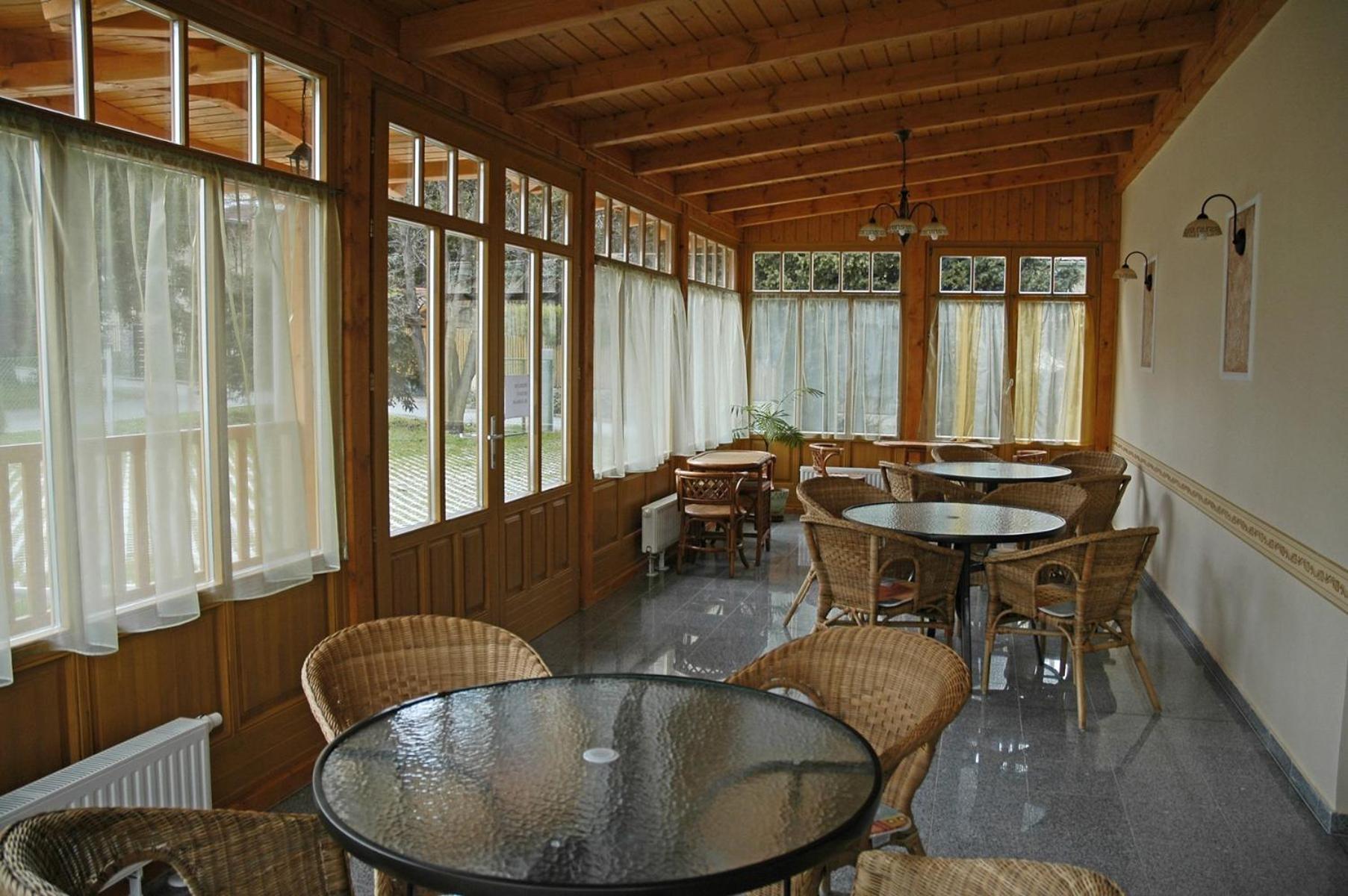 Villa Sakura Panzio Sopron Zewnętrze zdjęcie
