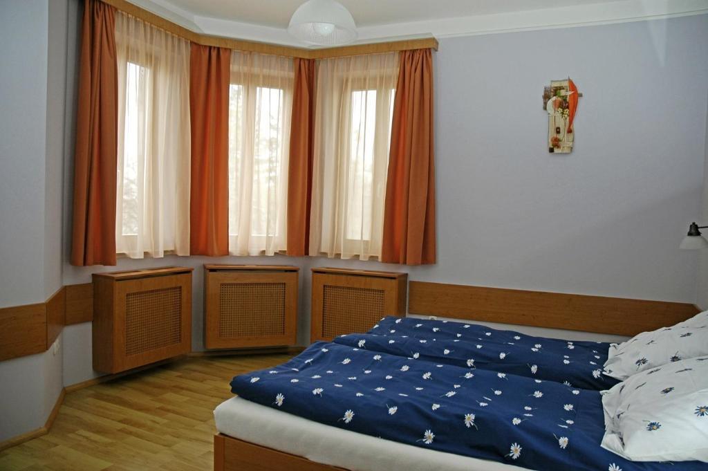 Villa Sakura Panzio Sopron Pokój zdjęcie